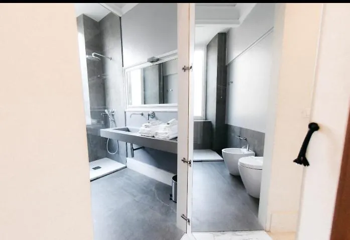 Alojamento de Acomodação e Pequeno-almoço Ace Luxury *