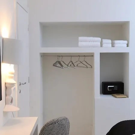 Ace Luxury Couette-café Reggio de Calabre