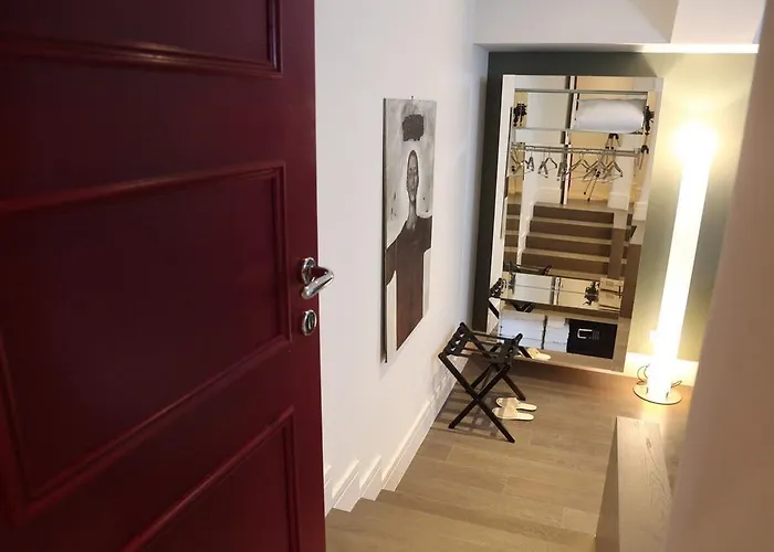 Ace Luxury 住宿加早餐酒店 *